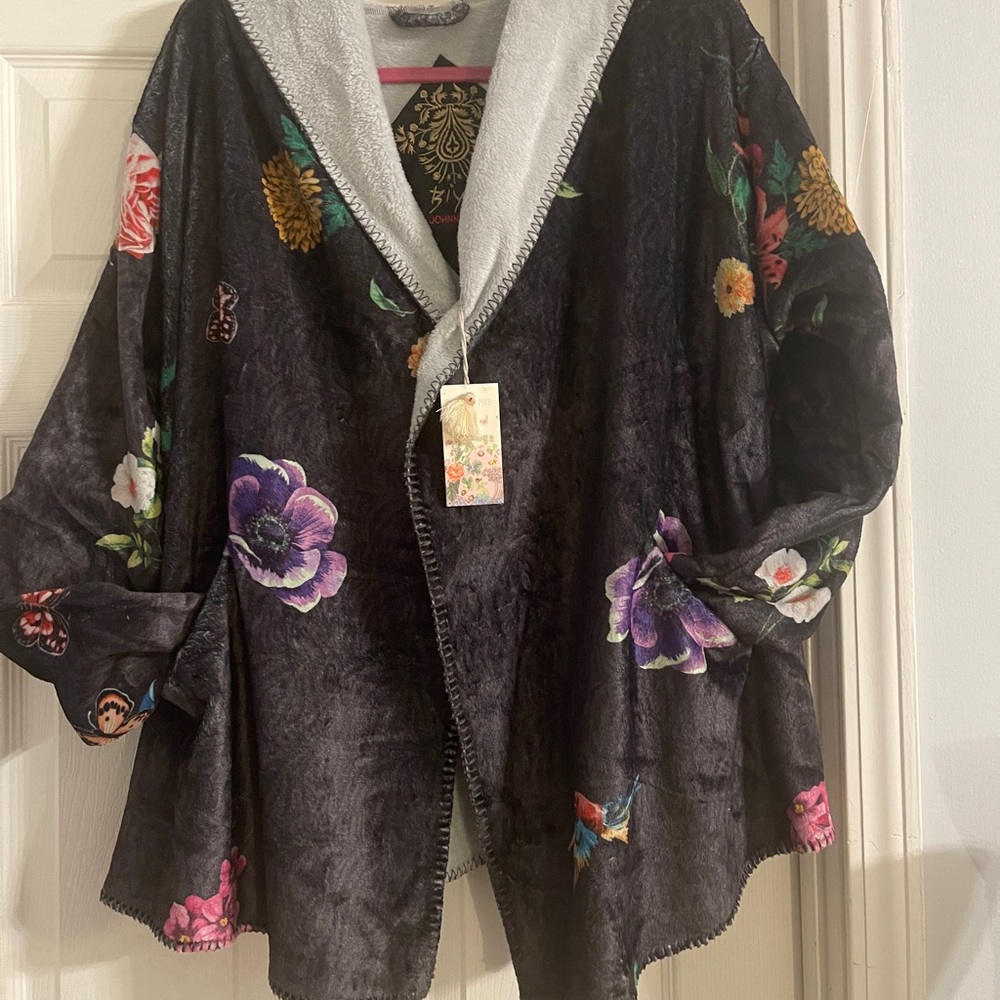 Gorgeous JOHNNY WAS Blooming Sherpa Jacket sz L NWT
